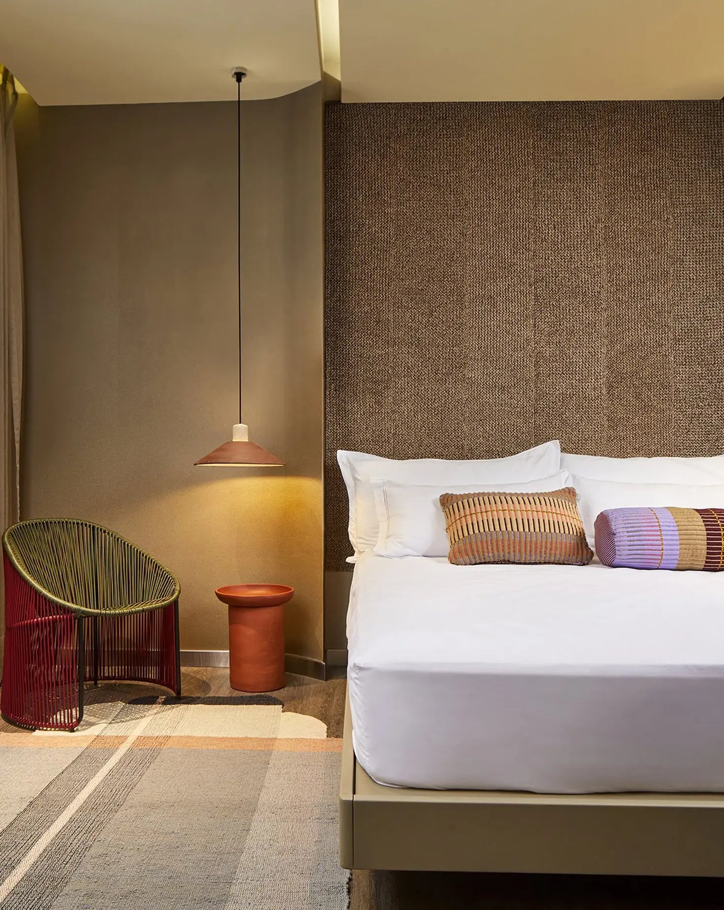 Cylinder Cushion