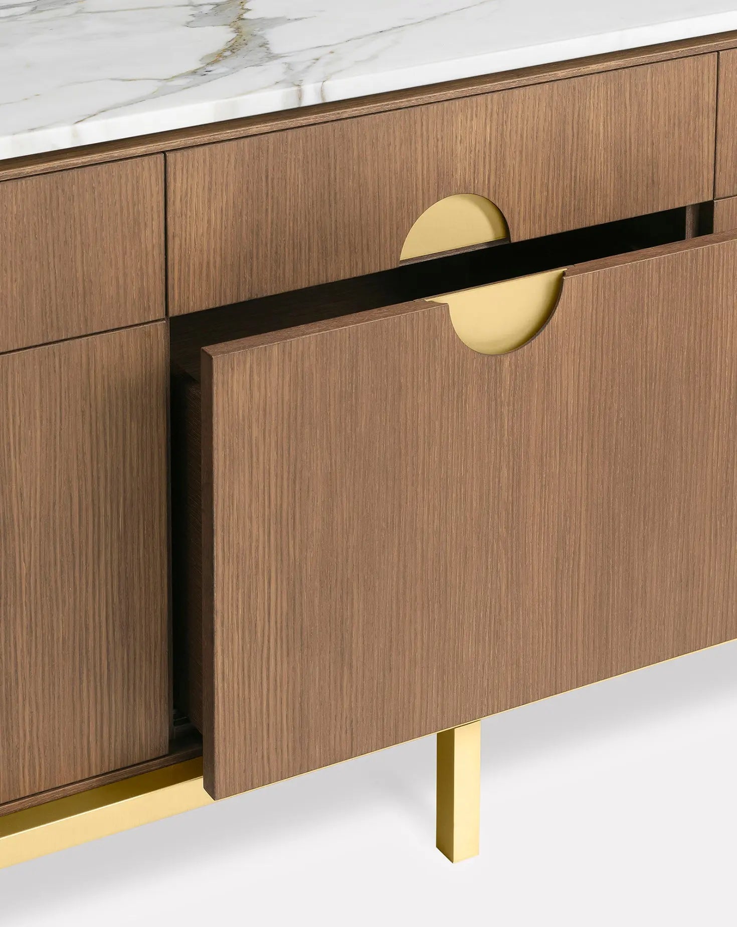 Zuan Oak Wood Dining Cabinet