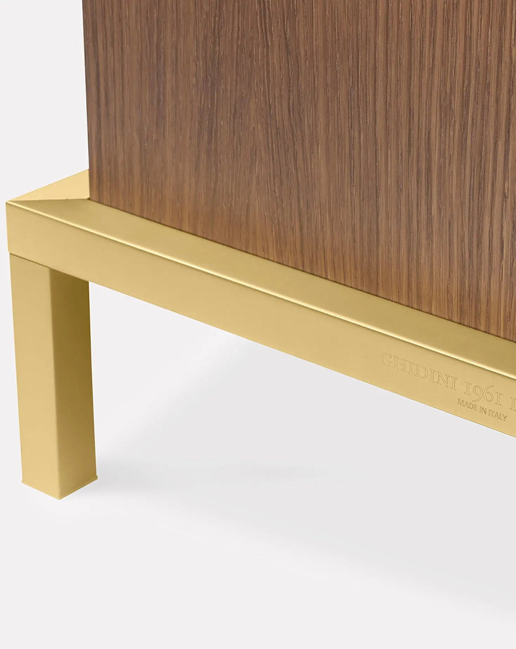 Zuan Oak Wood Living Cabinet