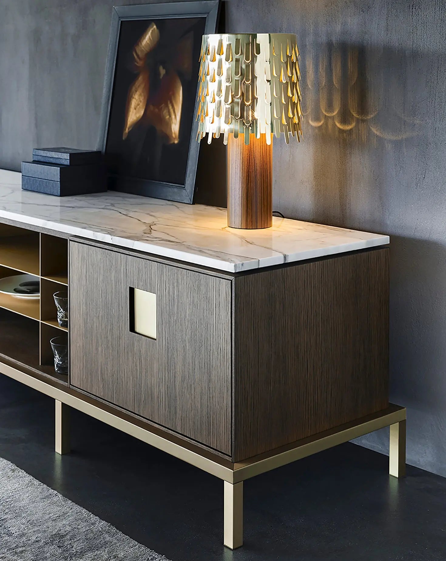 Zuan Oak Wood Living Cabinet